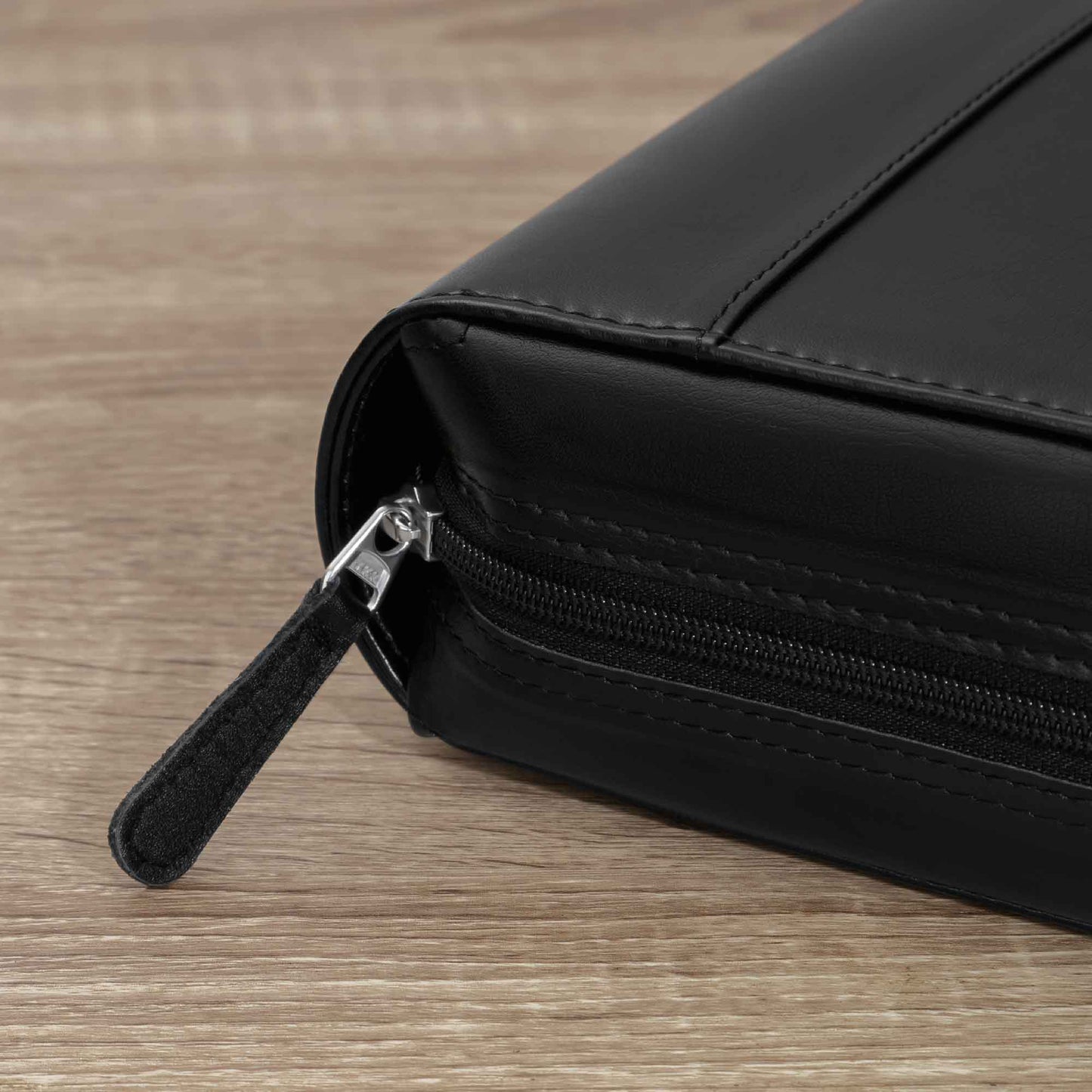 VIM_9545295790415_9545295954255